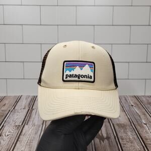 Patagonia Trashed Trucker Hat Unisex Light Brown Plain Logo Adjustable Snapback